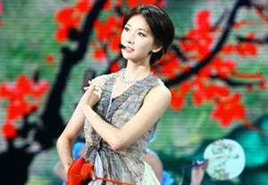 美女<em>模特</em>全套艳照流出:床上<em>丝袜诱惑</em> 马赛克阻