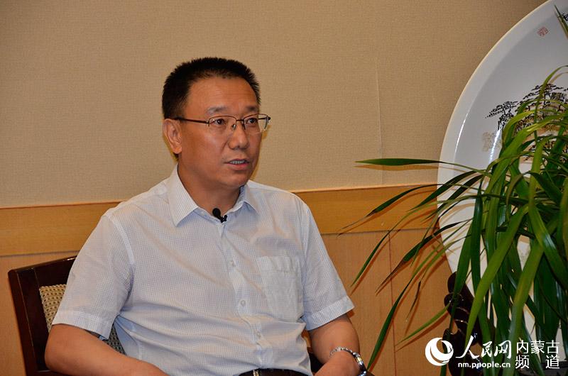 内蒙古工业大学副校长峻峰:打造重点学科 服务