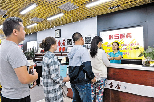 全民阅读在内蒙古蔚然成风如今，在内蒙古广袤的草原上，无论是牧户还是农庄，无论是学校还是工厂，到处都能感受到一缕书香滋味悠长。【详细】 