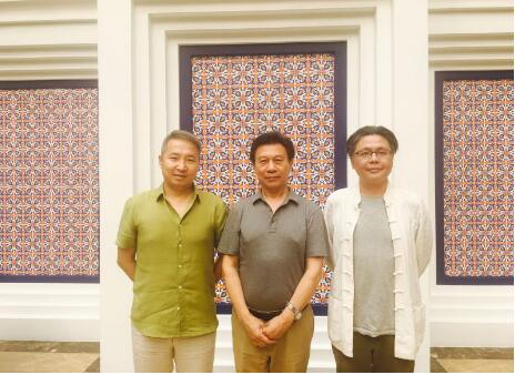 第26届书博会“图书IP对话影视”官方嘉宾阵容行业主管部门领导，影视出品人、制片人、导演，著名作家、编剧、出版人，财经商界领军人物，国内外上百家影视制片机构、出版机构、文化产业投资机构，总人数规模近400人。【详细】 