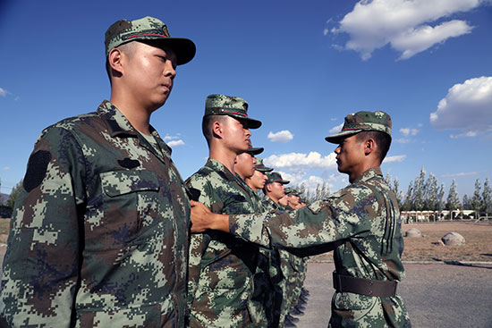 内蒙古边防武警新兵今日开训了--内蒙古新闻