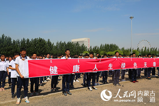 奈曼旗人口_大冬天光膀子,这是闹哪出儿 天南地北的人都要来奈曼撒欢儿(3)