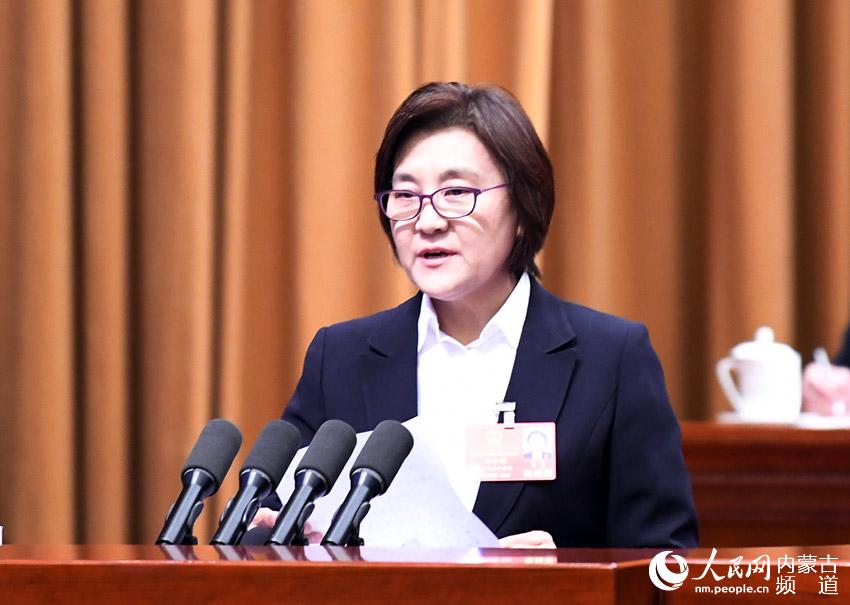 2019年国民经济_...议关于2018年国民经济和社会发展计划执行情况与2019年国民经济...