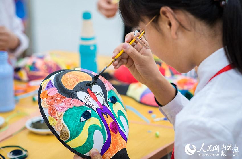 ���ɹ����������ͺ�������Ȫ���������Сѧѧ���ڻ��ƴ����������ס�