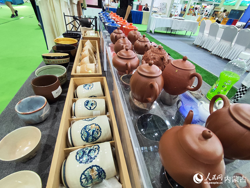 茶产业博览会现场。人民网 王慧摄