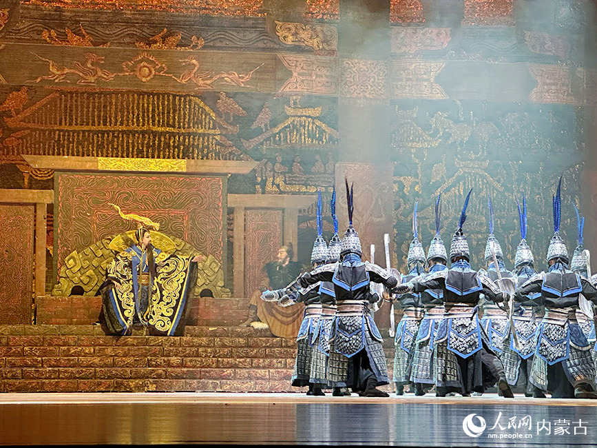演出现场。实习生 黄正摄