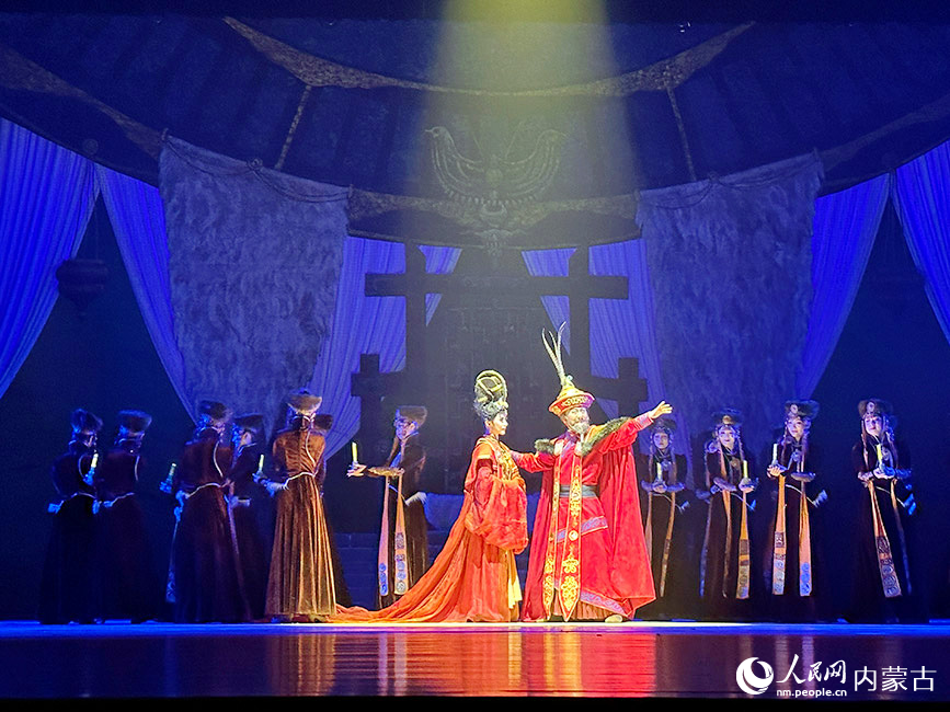演出现场。实习生 黄正摄