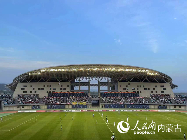 北京国安U-21—浙江队U-21比赛现场。人民网寇雅楠摄