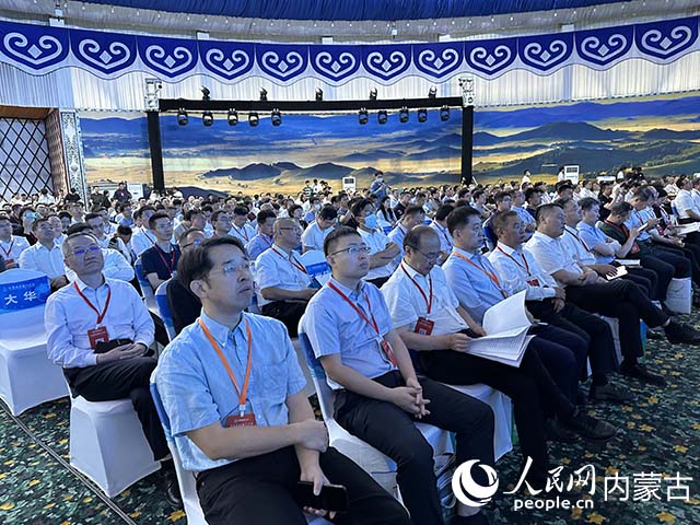 会议现场。实习生黄正 摄