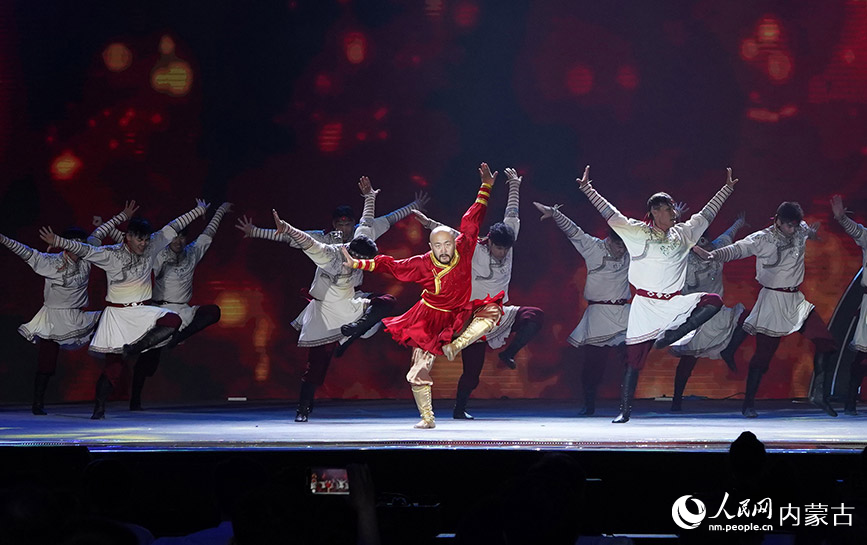 舞蹈《一往无前》 实习生 秦一凡  摄