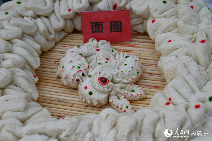 精致面圈。实习生 常予馨摄