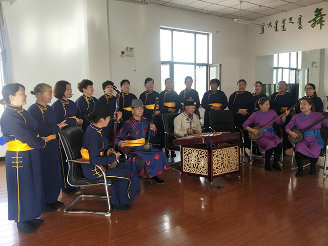蒙西镇新时代文明实践所开展移风易俗志愿服务活动。