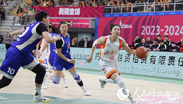 比赛现场。内蒙古农信女篮俱乐部供图