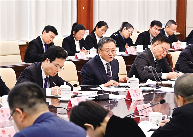孙绍骋：首府要以“首善之地”的标准带头做好各项工作