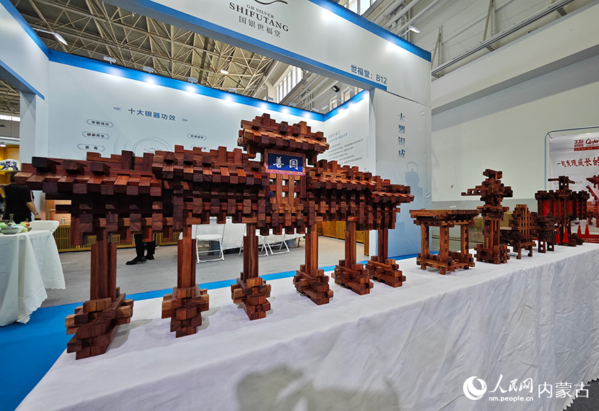 文博会现场展品。人民网记者 张雪冬摄