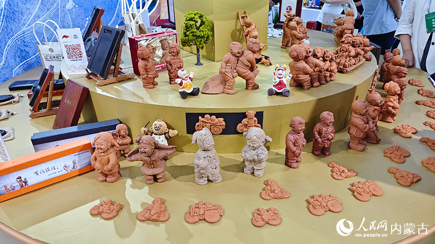 文博会现场展品。人民网记者 张雪冬摄