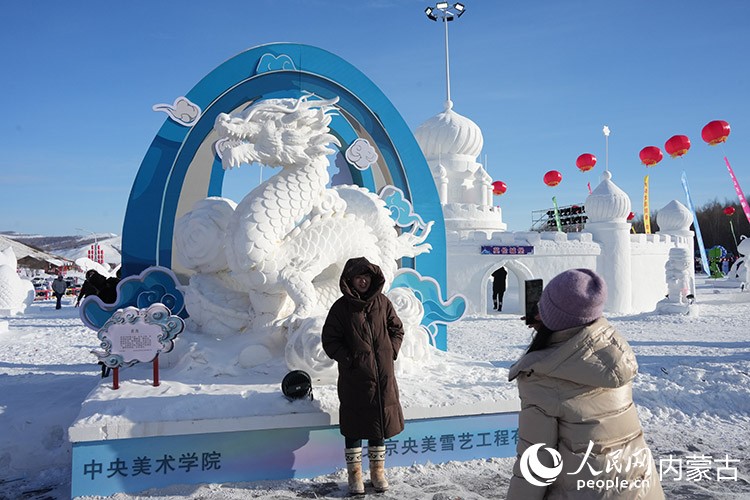 内蒙古呼伦贝尔：体验感“拉满”！冰雪之都牙克石迎来开雪季