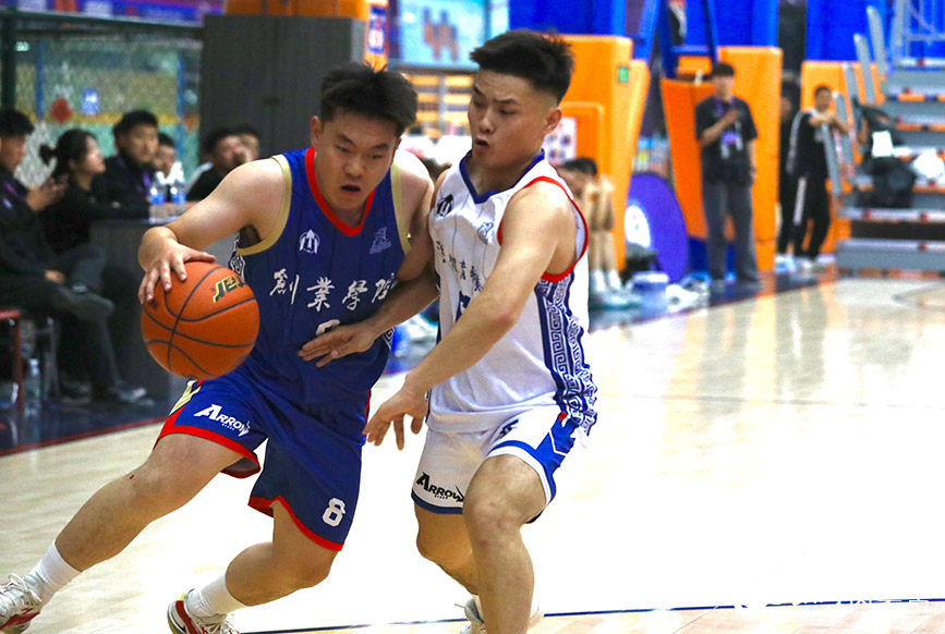 比赛现场。人民网记者 齐浩男摄