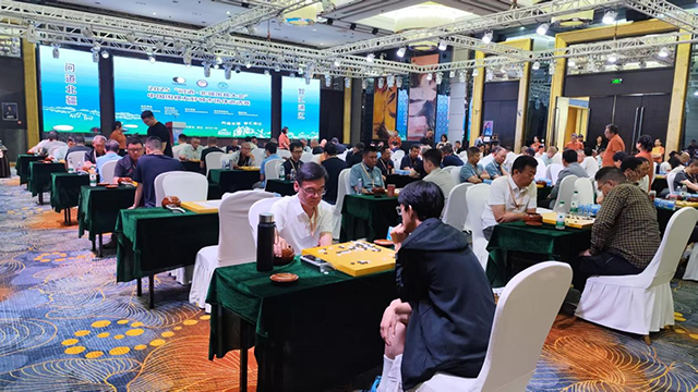 中国围棋友好城市团体邀请赛比赛现场。冯丽丽摄