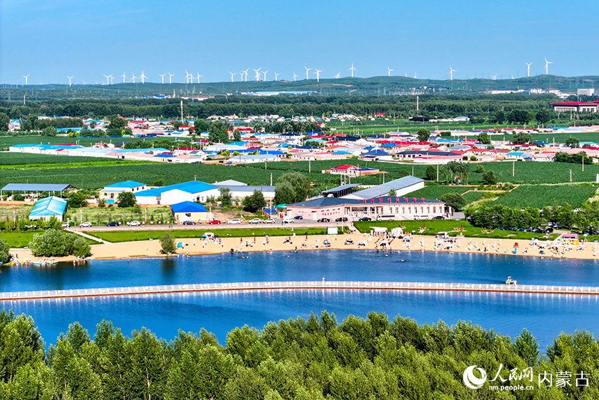 乌兰浩特市神骏湾生态体验区景色。王正摄