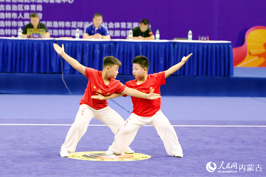 武术展示。实习生 董昱摄