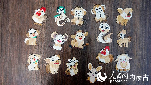 東升村玉米皮手工制品。實習生 王正玉攝