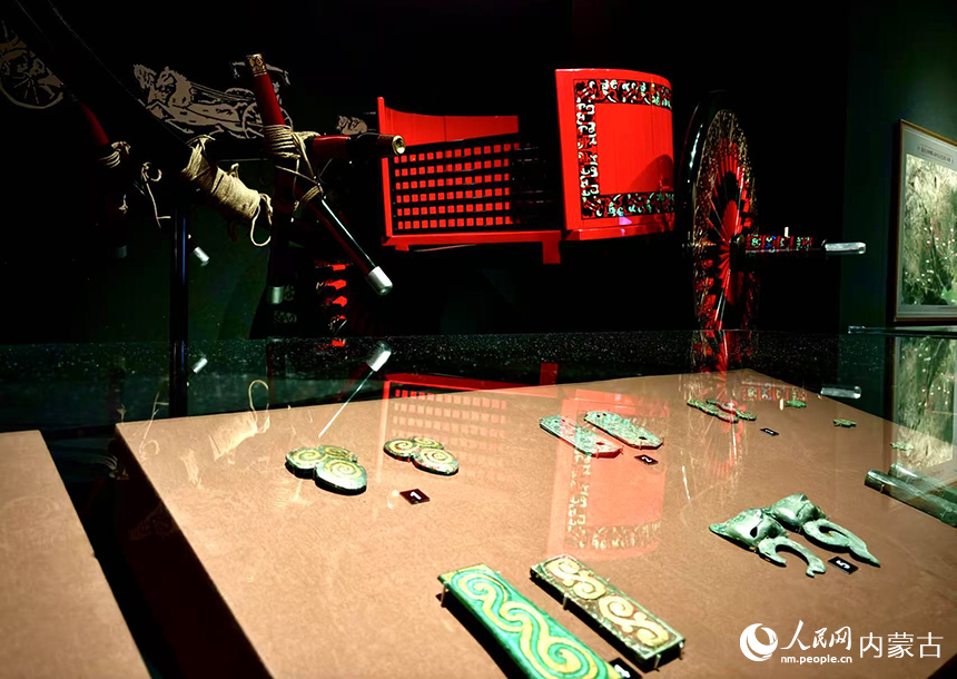 内蒙古博物院内精美绝伦的青铜展品。实习生 张雅新摄
