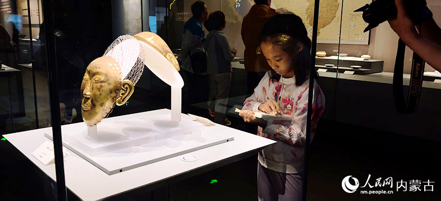 辽代历史文化博物馆展品。实习生 董昱摄