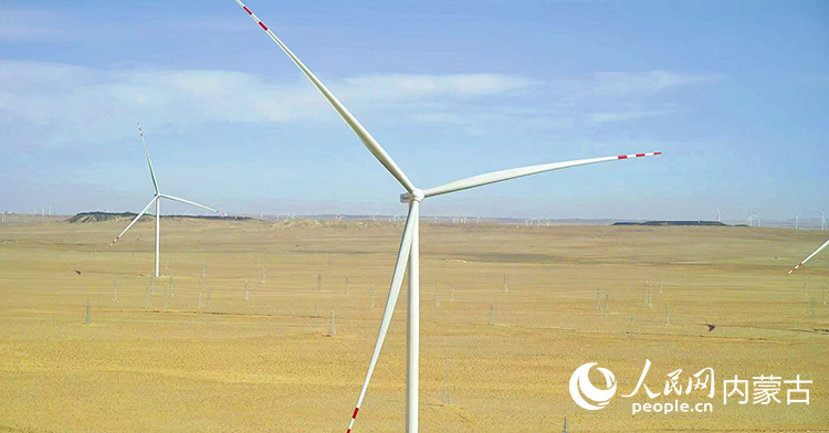 風力發電機組在“沙戈荒”地區應用廣泛。明陽北方智慧能源（內蒙古）有限公司供圖