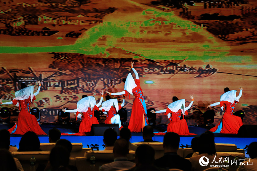 中俄蒙“万里茶道”国际文化旅游推介会举办。实习生   韩飞月摄