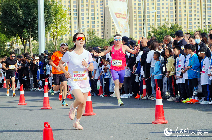 比赛现场。人民网记者 张雪冬摄