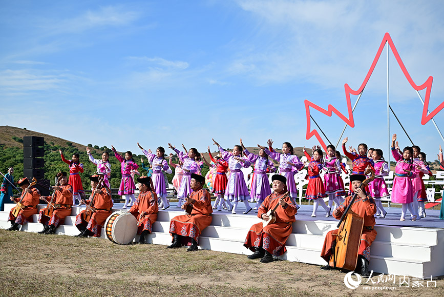 开幕式现场。人民网记者 寇雅楠摄