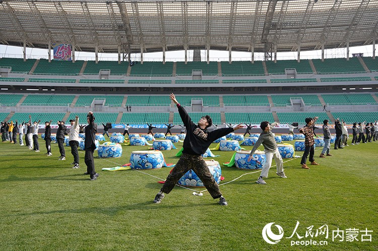 爱体育- 爱体育官方网站- APP下载“蒙超”来了“爱你的呼和浩特”准备好了