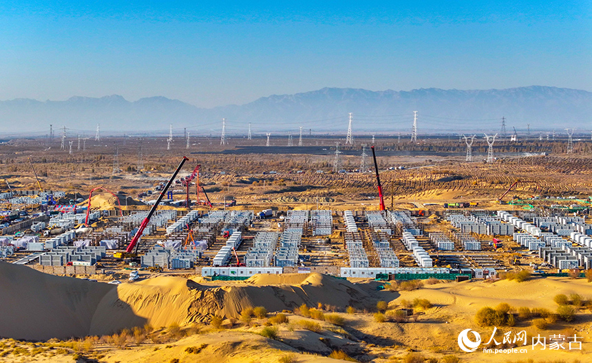 谷山梁3GW/12.8GWh储能电站项目建设现场。王正摄