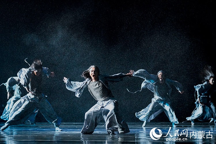 舞蹈《风》。受访者供图