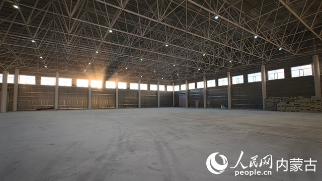 中国冷极工业品耐冷测试基地内部场景。人民网记者 张力洋摄