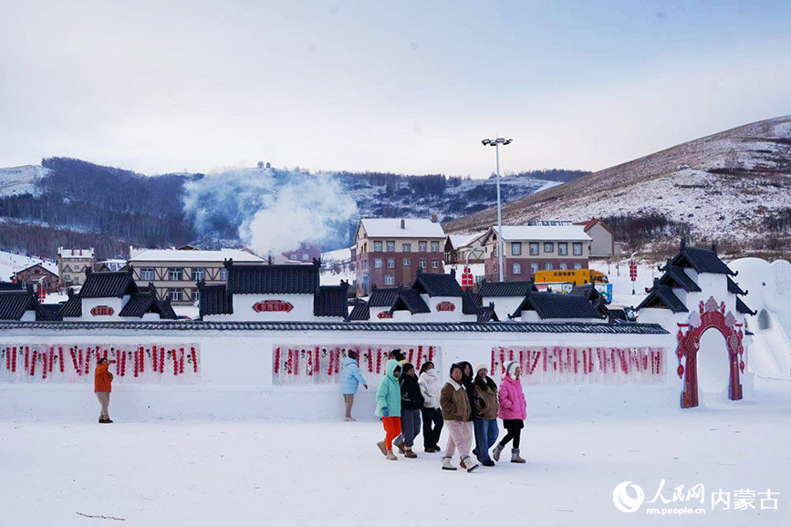 “冰糖福禄”小镇。胡民摄