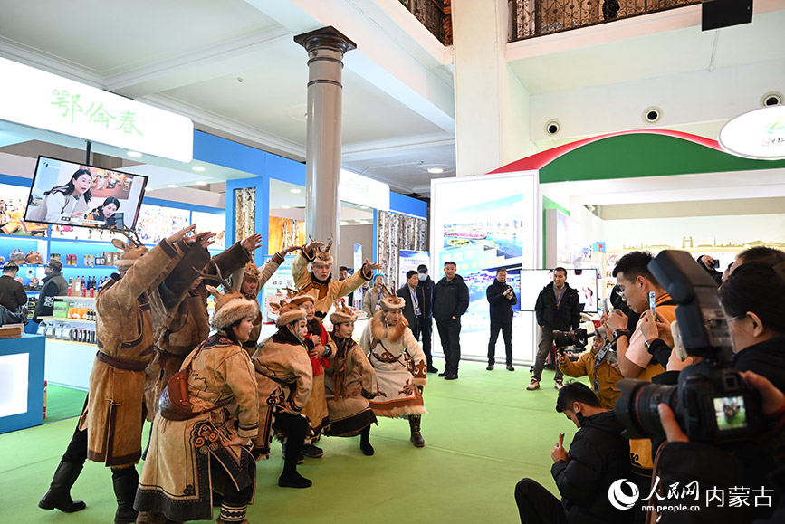 呼伦贝尔好物展现场。人民网记者 刘艺琳摄
