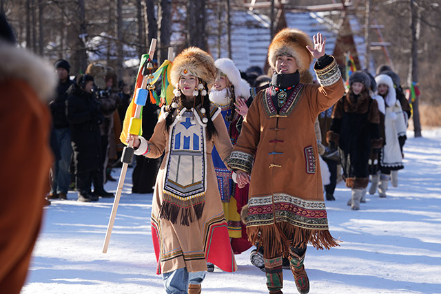冰雪季敖乡鹿苑民俗婚礼