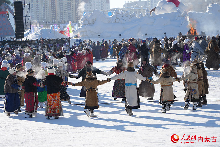 冰雪那达慕现场。人民网记者 赵梦月摄
