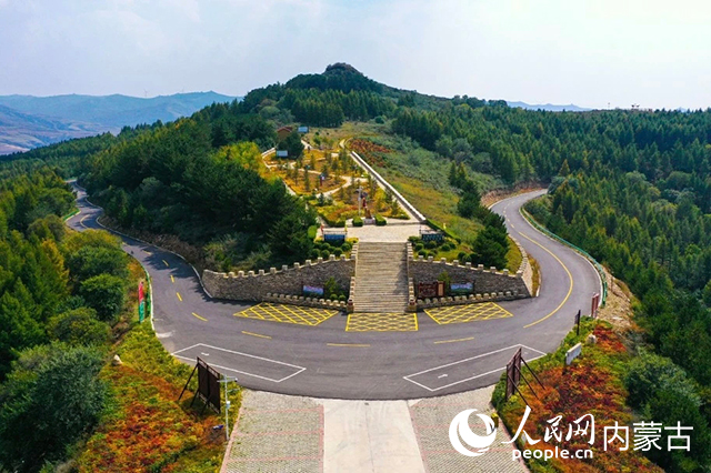 馮家塔至老牛灣農村公路獲評全國“我家門口那條路—最具人氣的路”。自治區交通運輸廳供圖
