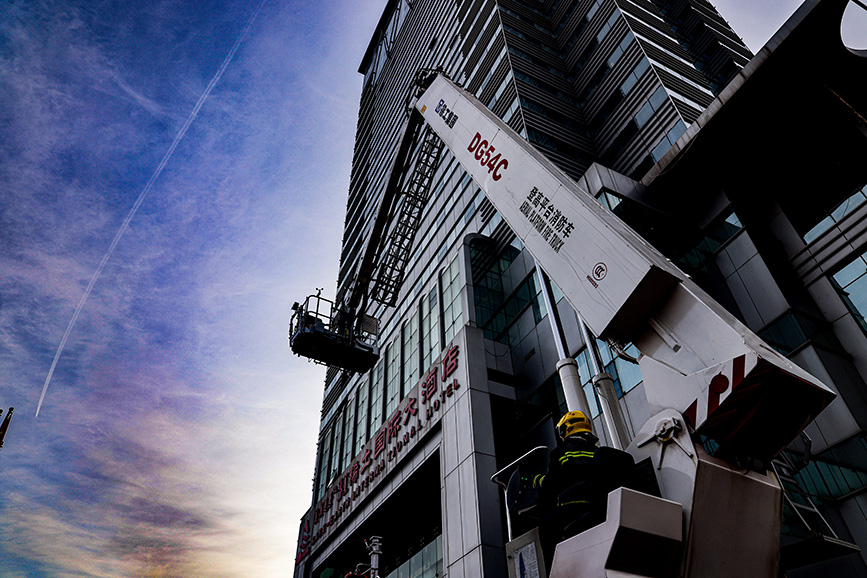 高空灭火救援演练