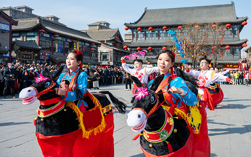 内蒙古呼和浩特：多彩民俗欢庆“二月二”