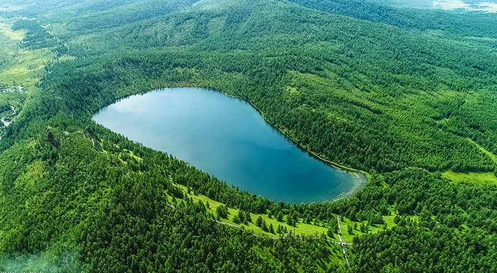 駝峰嶺天池