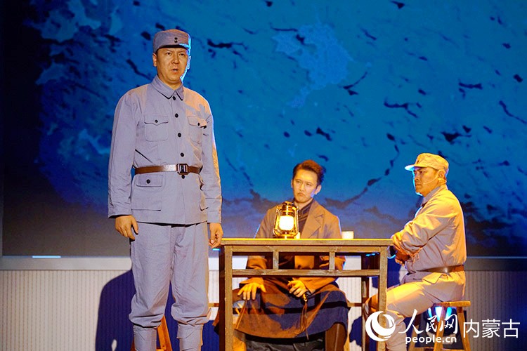 红色广播剧《抉择1947》。实习生 赵爽摄