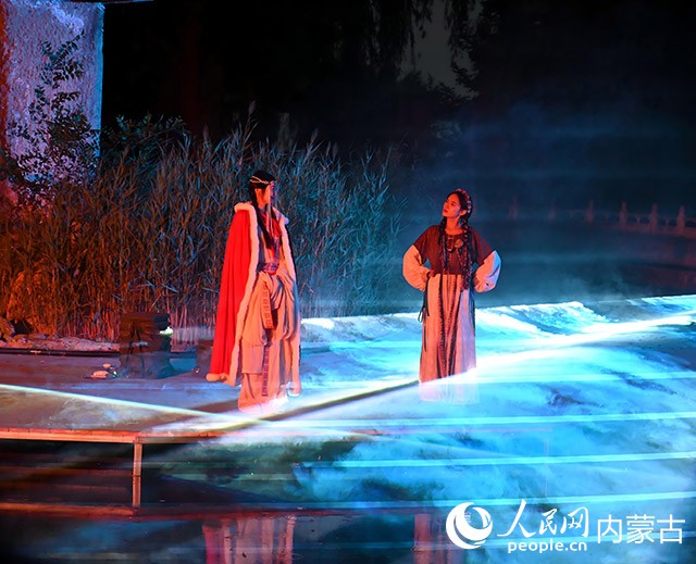 《漠北思乡》舞台剧。实习生 尚瑞雪摄
