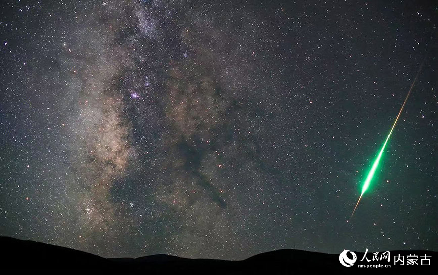 夜鸣沙上空星河璀璨。受访单位供图