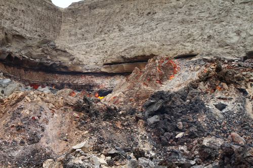 内蒙古首个煤矿灭火工程竣工 煤火数十年 有望